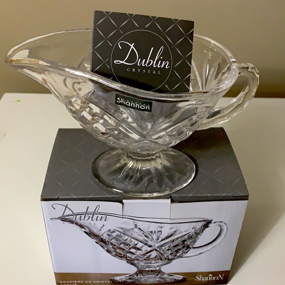 ♦️SOLD♦️ GODINGER DUBLIN GRAVY BOAT BRAND NEW - Picture 2 of 8